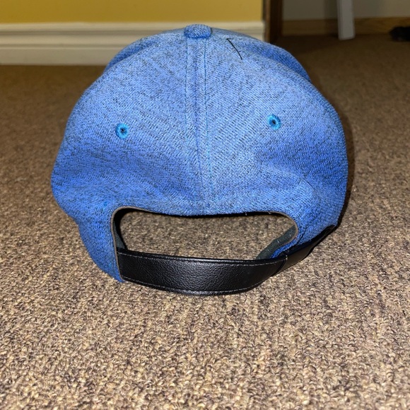 Nike Adjustable Hat - Picture 2 of 3